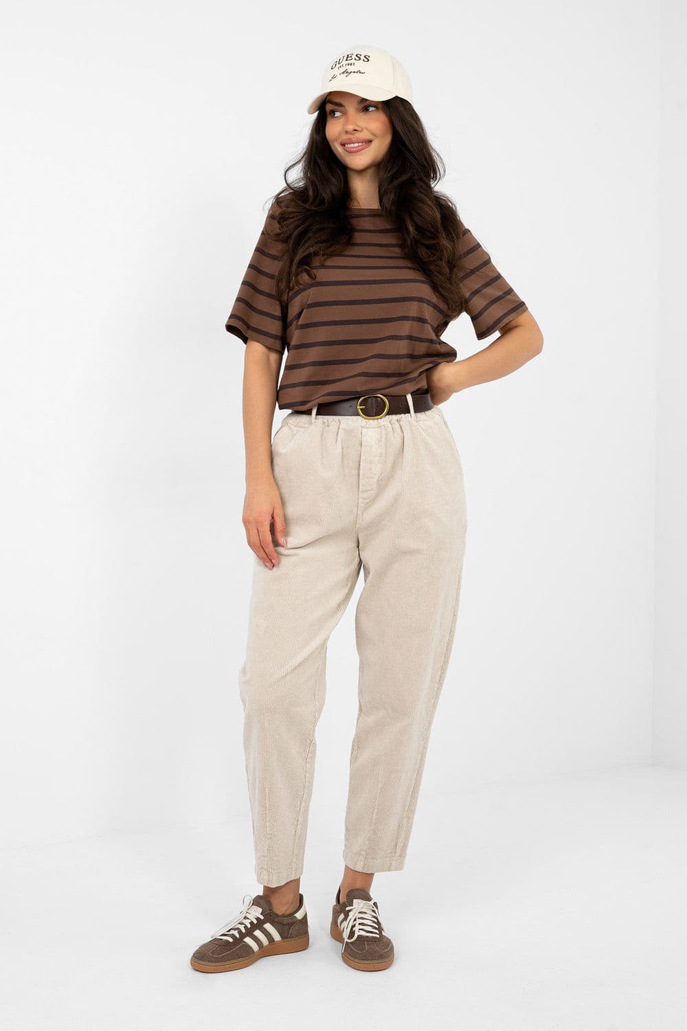 Pantaloni in velluto model 224053 Italy Moda