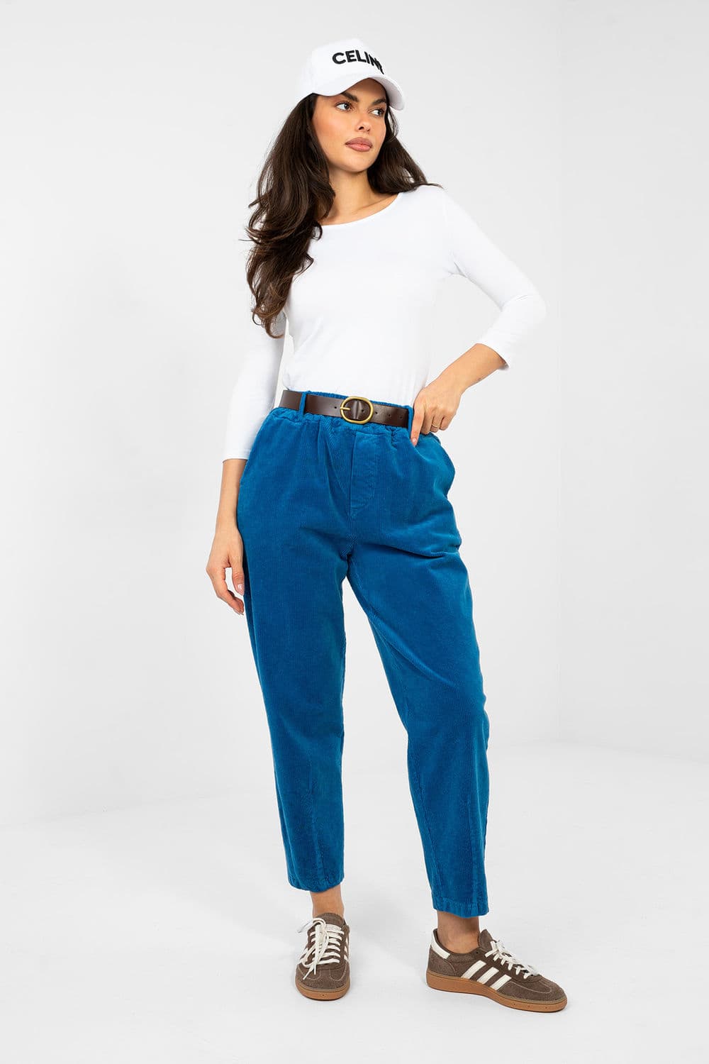 Pantaloni in velluto model 224058 Italy Moda