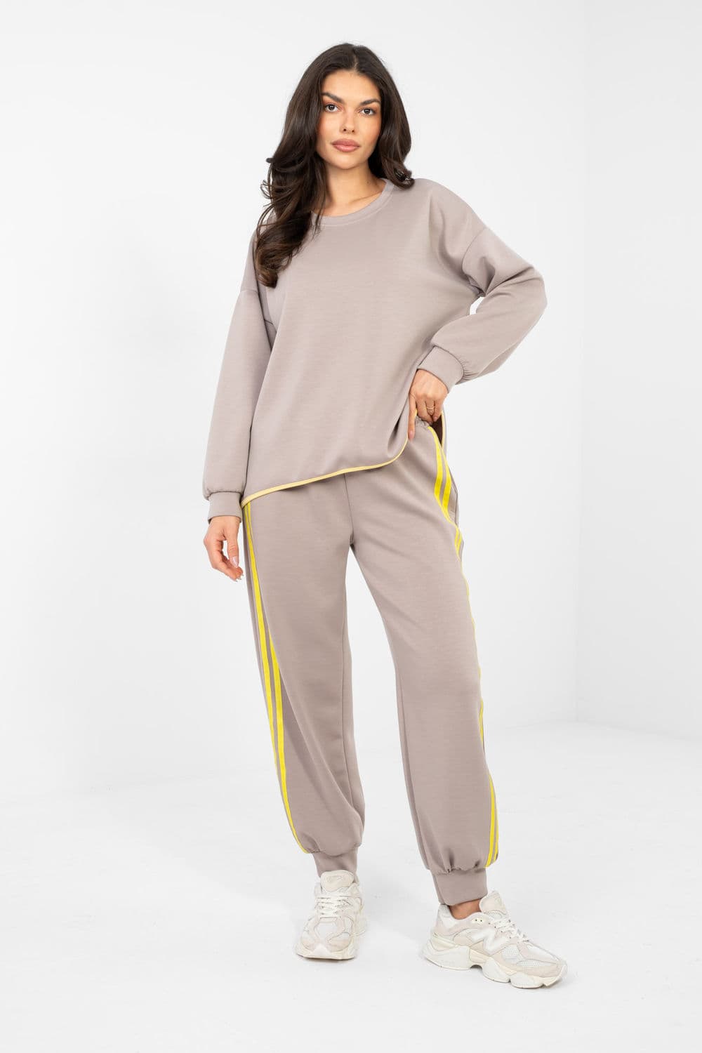 completo model 224610 Rue Paris