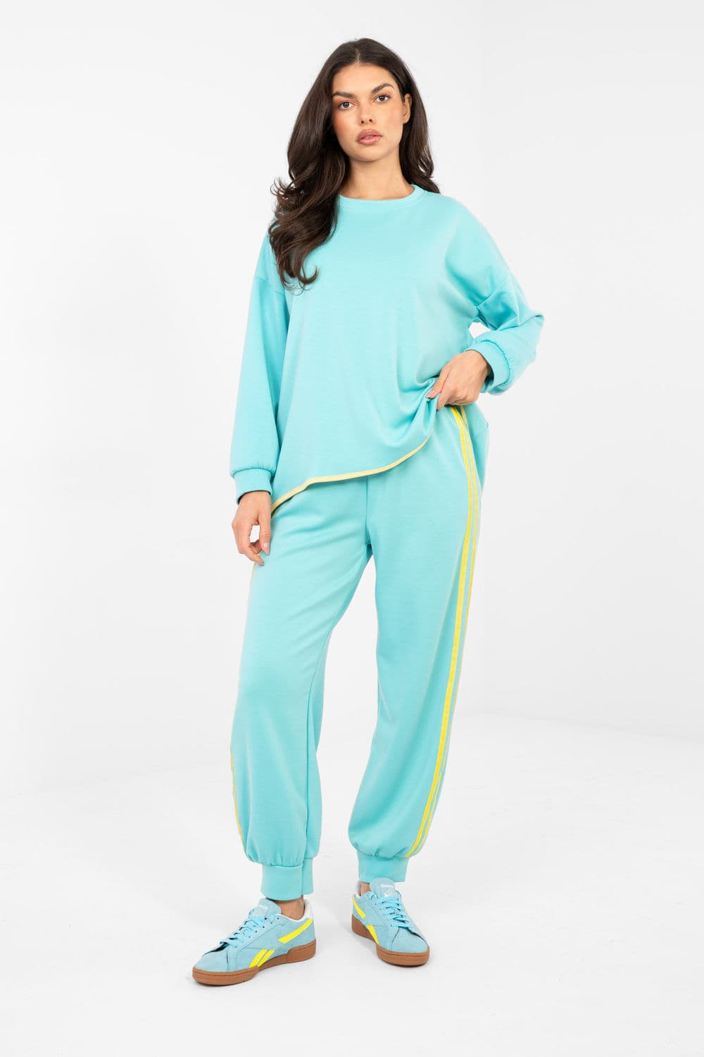 completo model 224611 Rue Paris