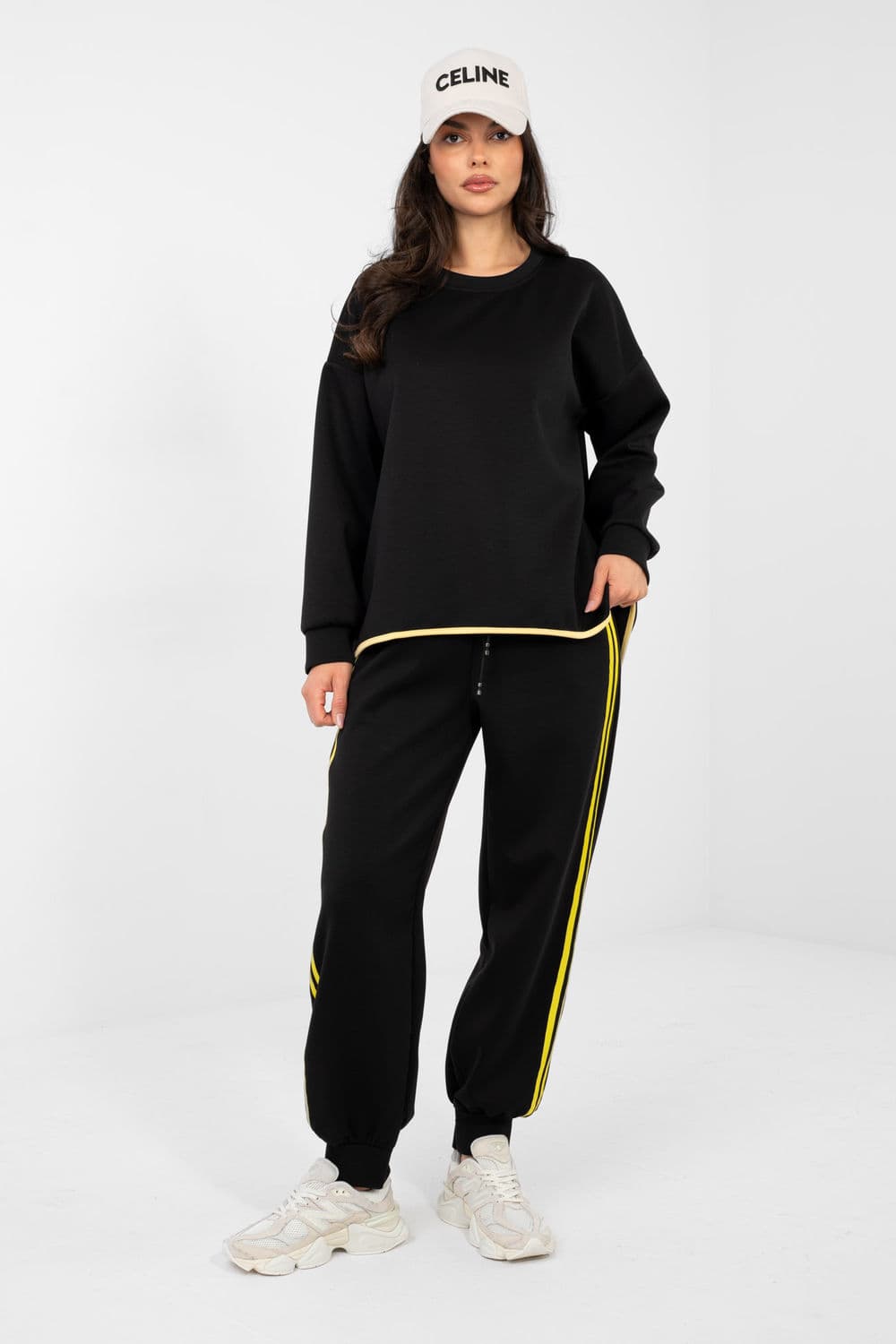 completo model 224615 Rue Paris