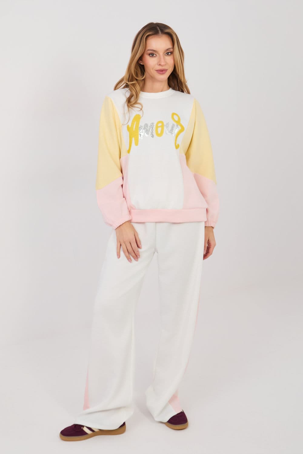completo model 224791 Rue Paris