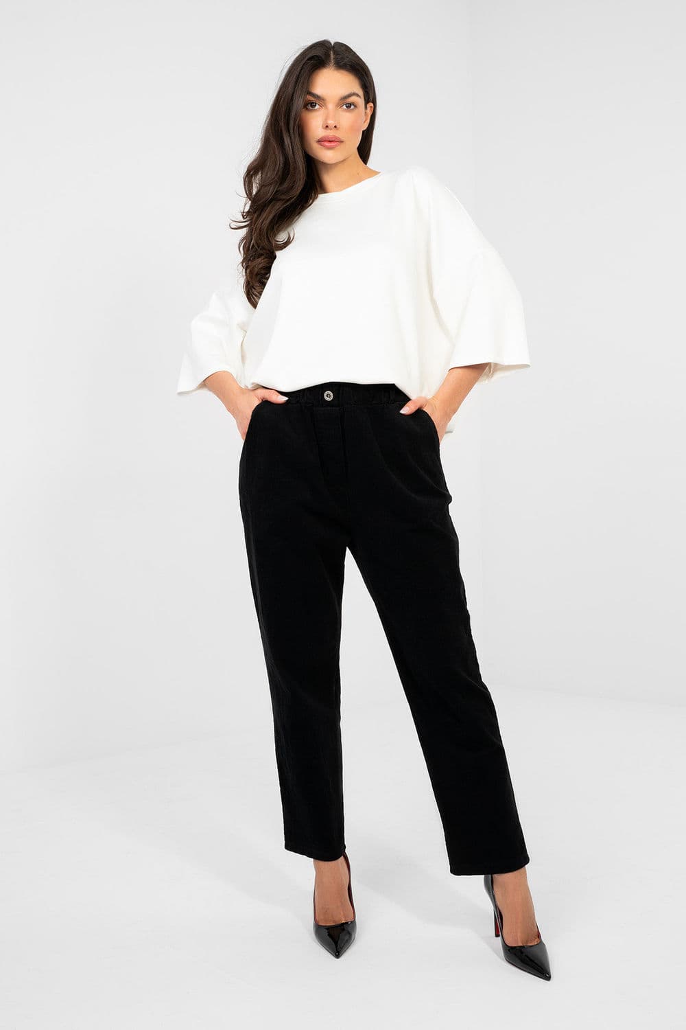 Pantaloni in velluto model 224841 Italy Moda