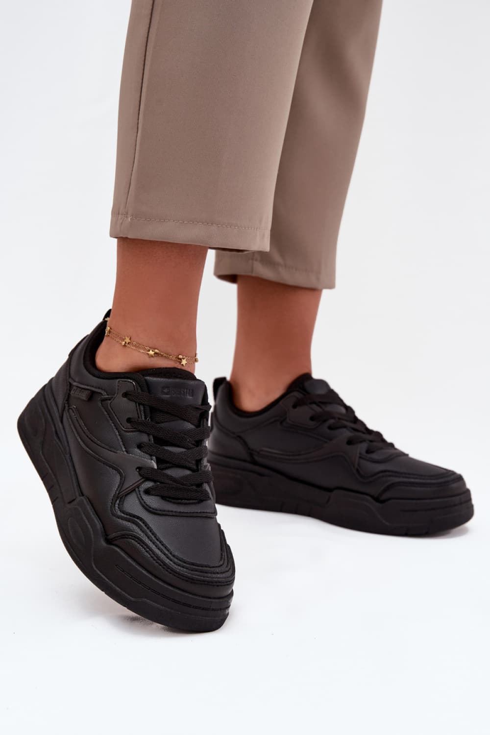 Scarpe sportive con piattaforma model 224932 Step in style