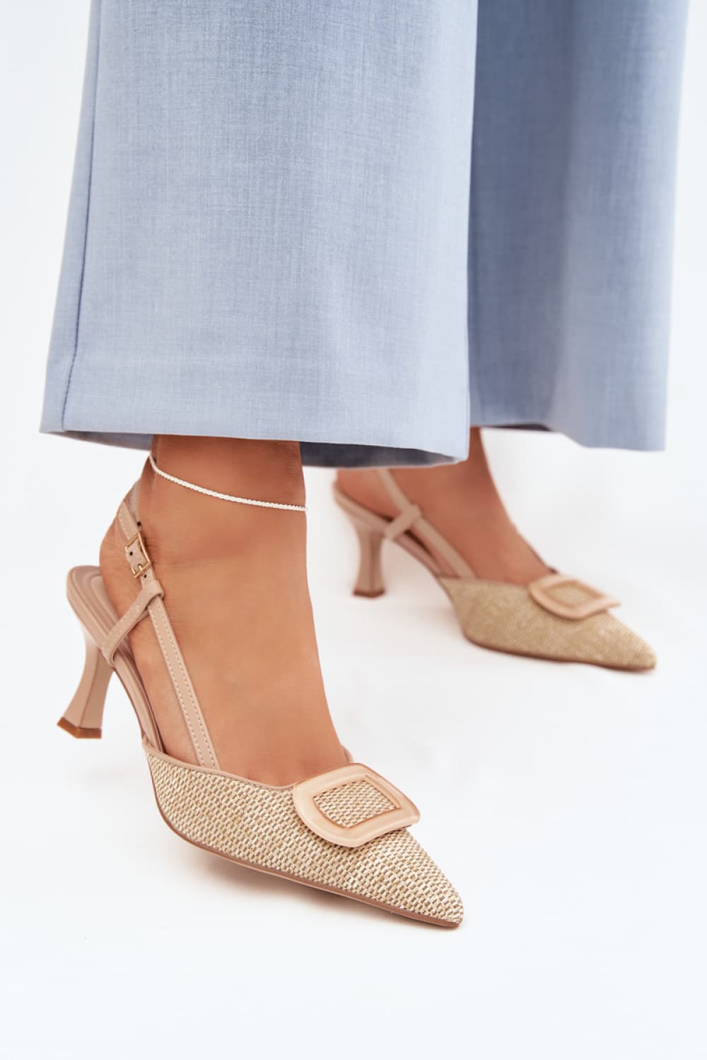 Sandali con tacco model 225205 Step in style