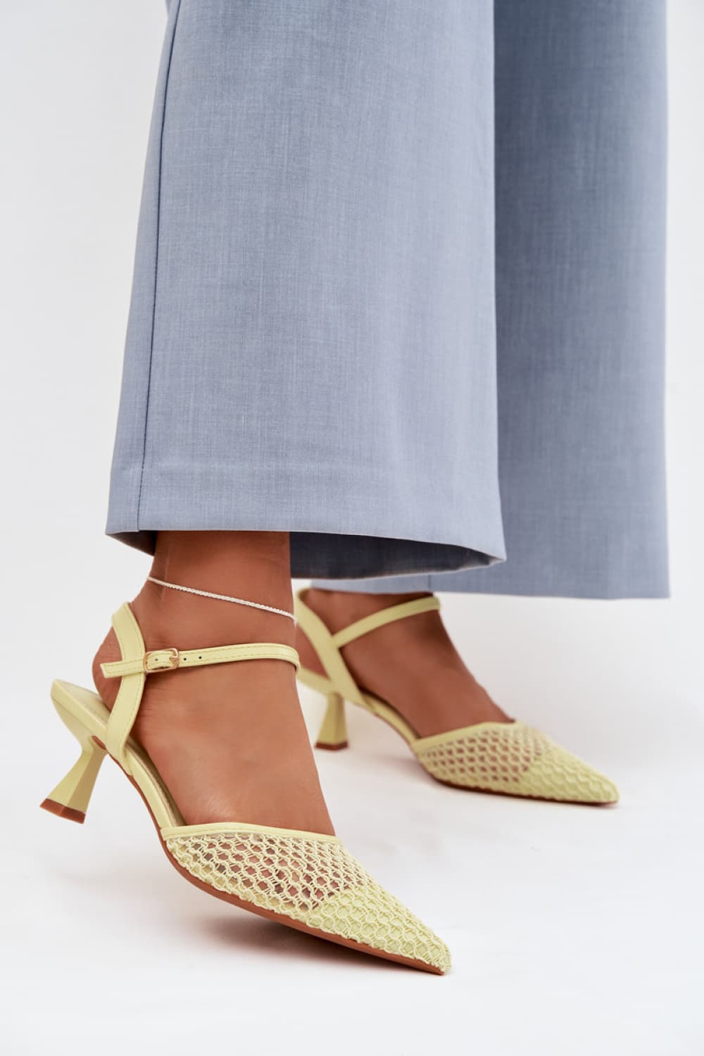 Sandali con tacco model 225216 Step in style