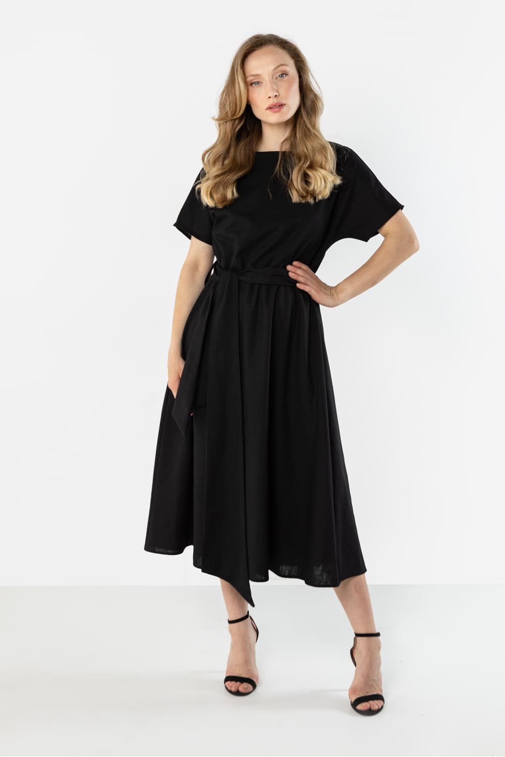 Vestito da giorno model 225308 awama