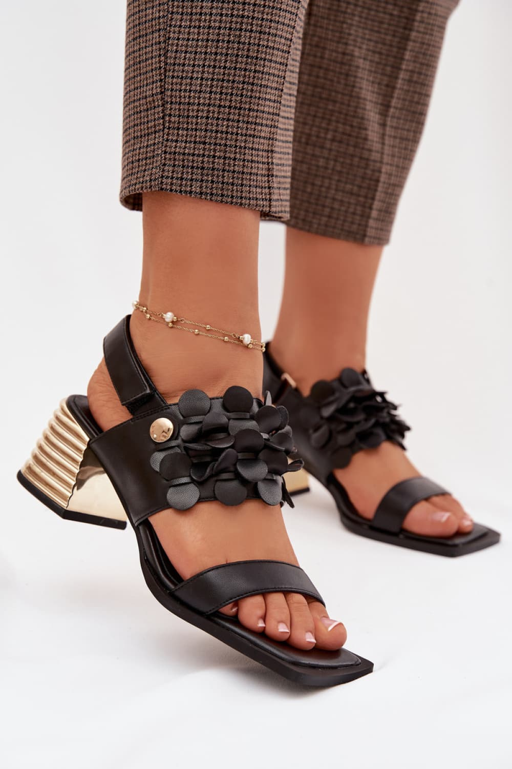 Sandali con tacco model 225348 Step in style