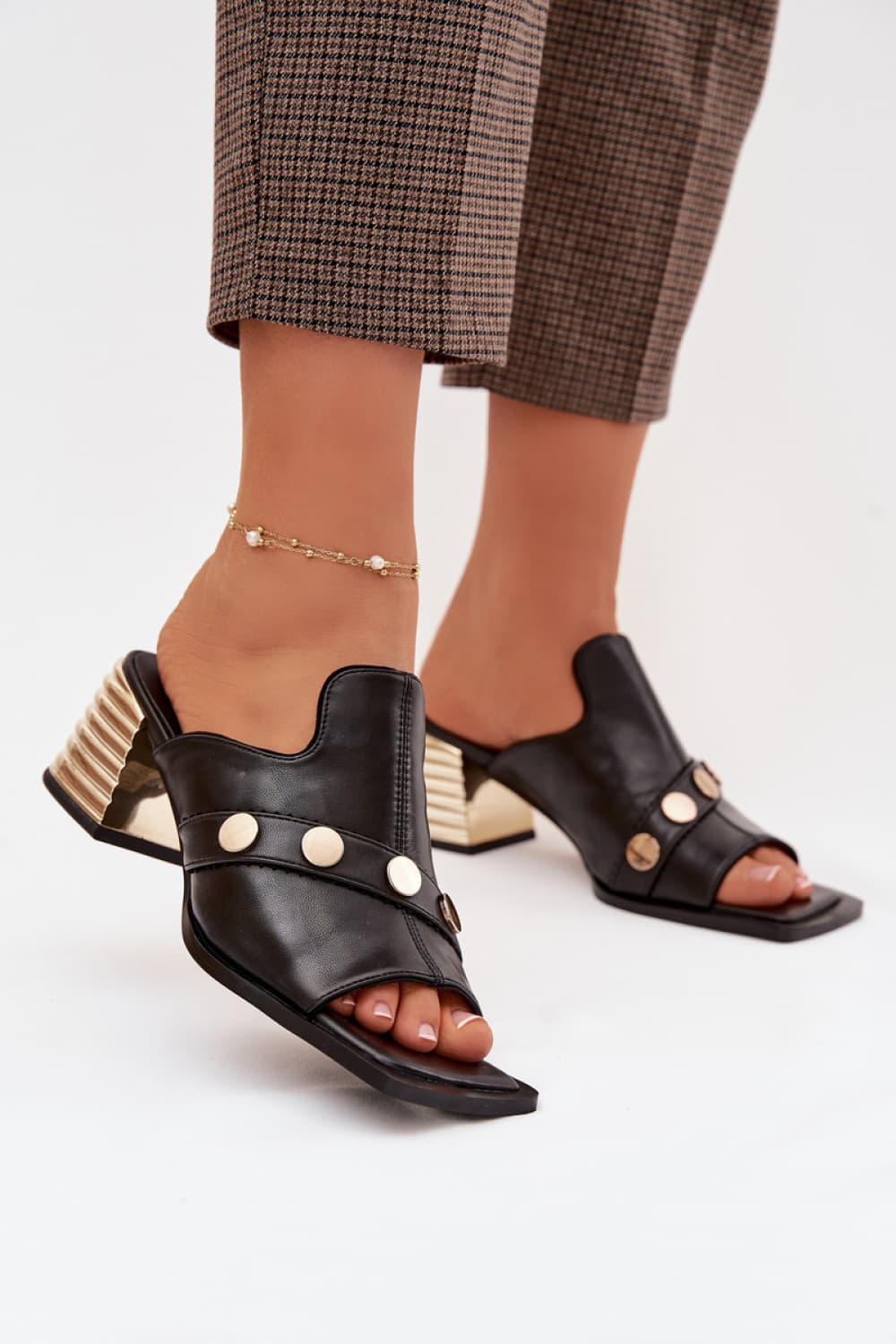 Zoccoli con tacco model 225350 Step in style