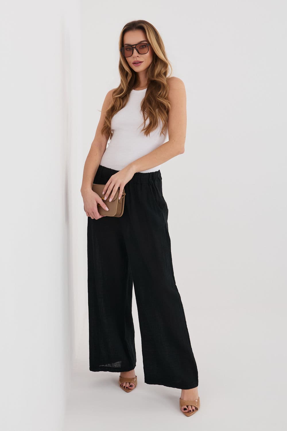 Pantaloni da donna model 225495 Italy Moda - Miniatura 2