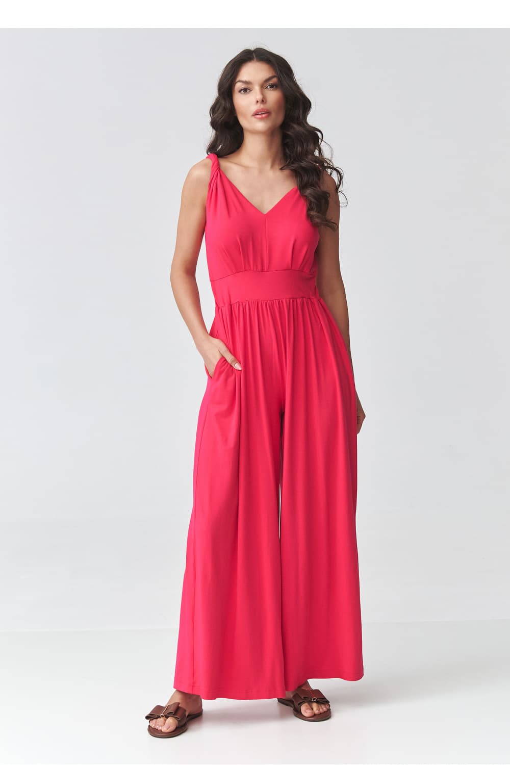 Tuta model 225659 Makadamia