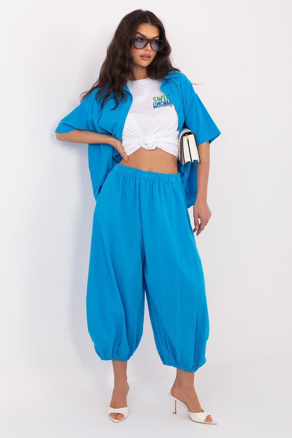 Pantaloni in velluto model 226231 Italy Moda