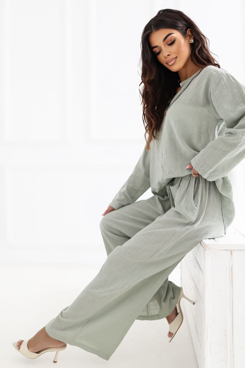 Pantaloni da donna model 226445 Italy Moda - Miniatura 2