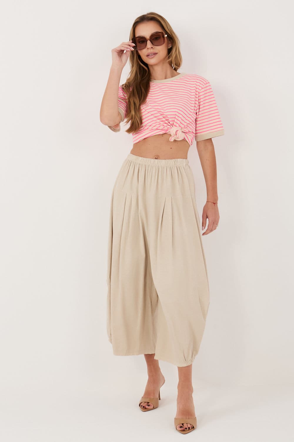 Pantaloni in velluto model 226450 Italy Moda