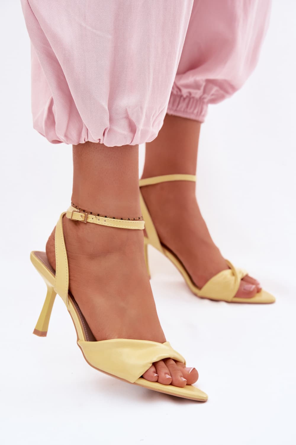 Sandali con tacco model 226516 Step in style