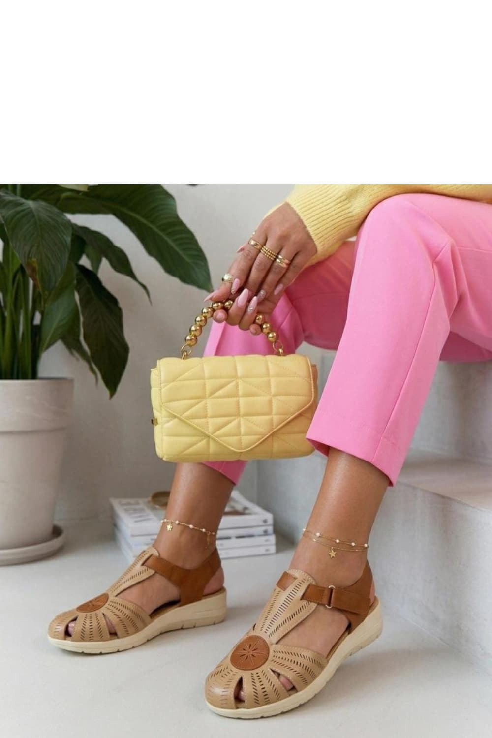 Sandali model 226561 Solea