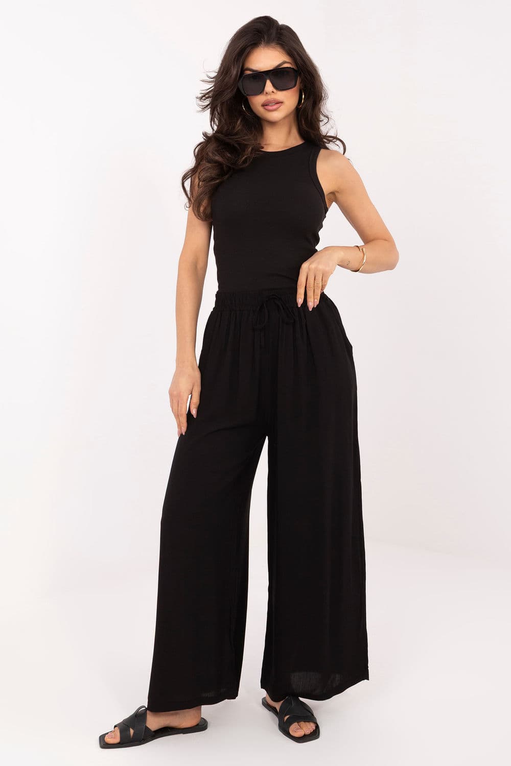 Pantaloni da donna model 226644 Italy Moda