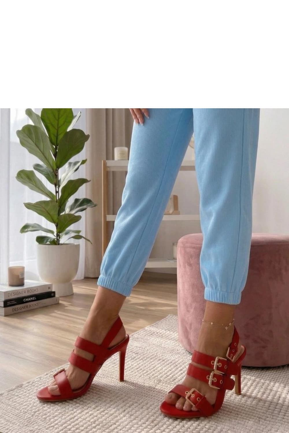 Sandali con tacco model 227276 Solea