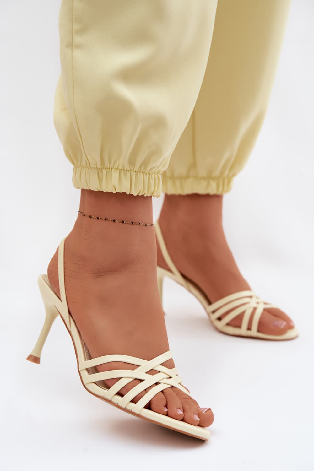 Sandali con tacco model 227437 Step in style