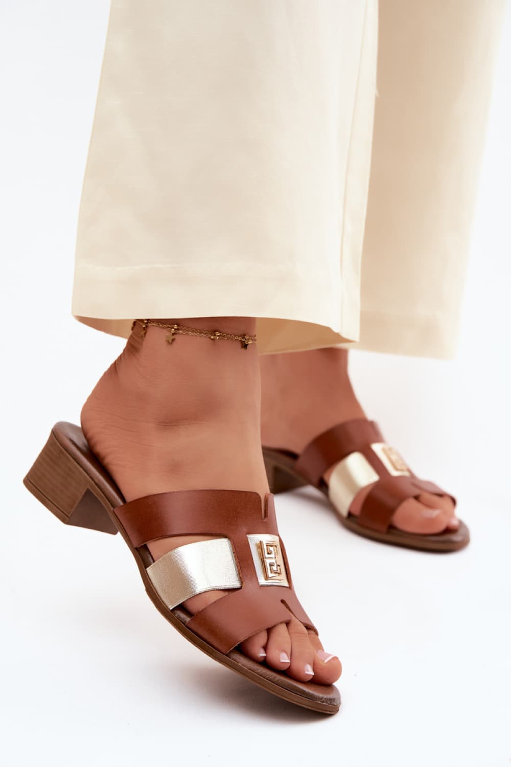 Zoccoli con tacco model 227456 Step in style