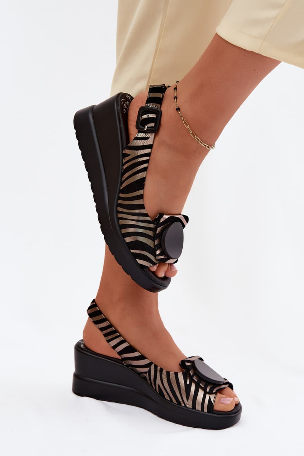 Zeppe model 227903 Step in style
