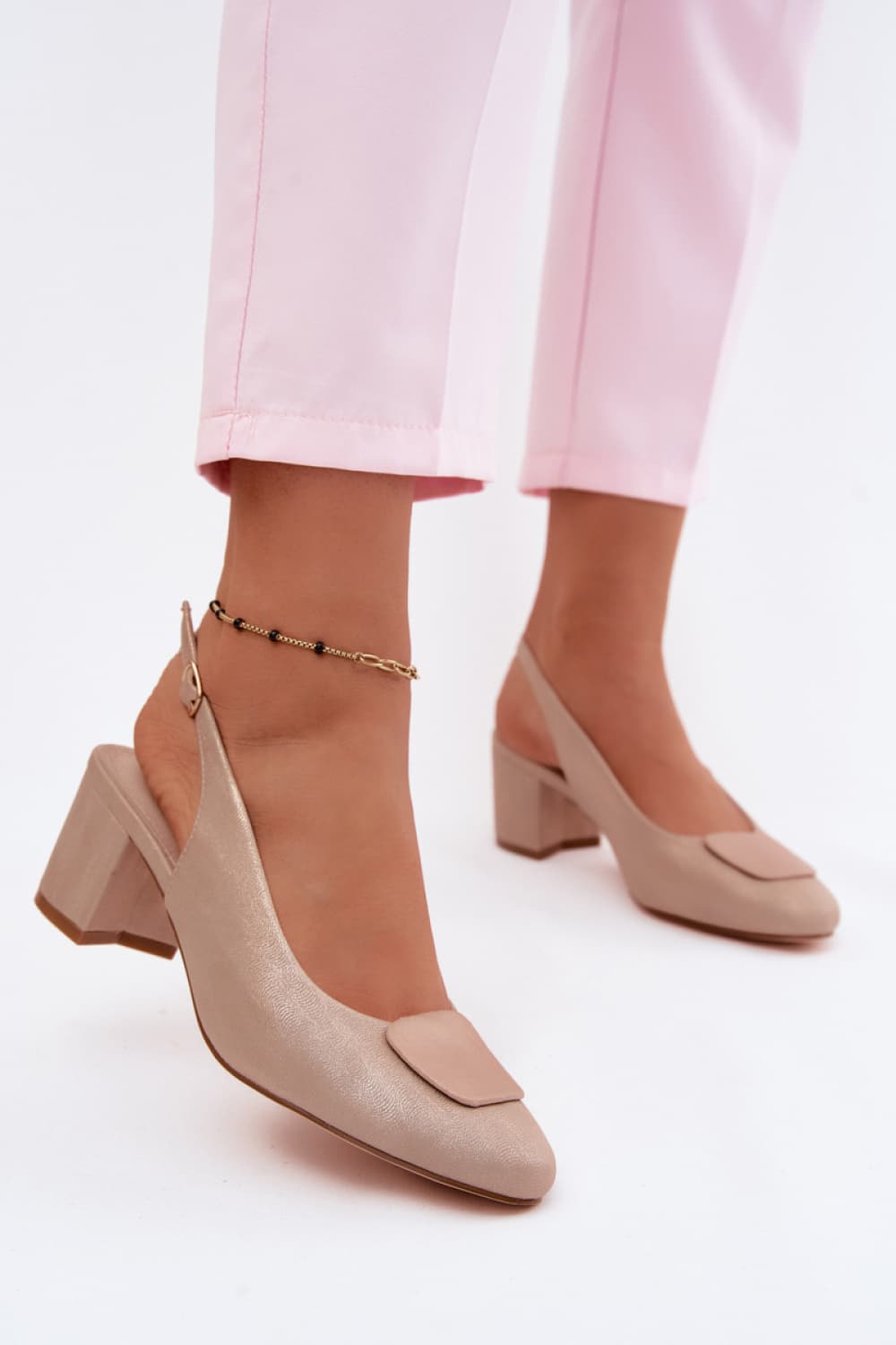 Sandali con tacco model 227918 Step in style