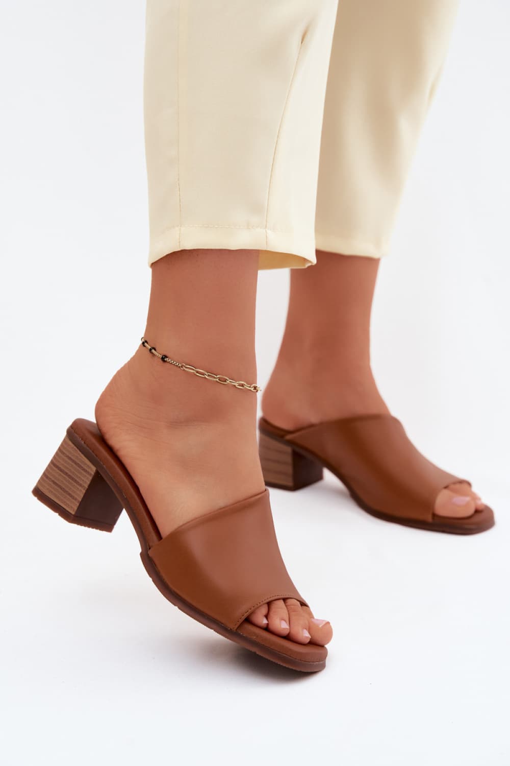 Zoccoli con tacco model 227929 Step in style