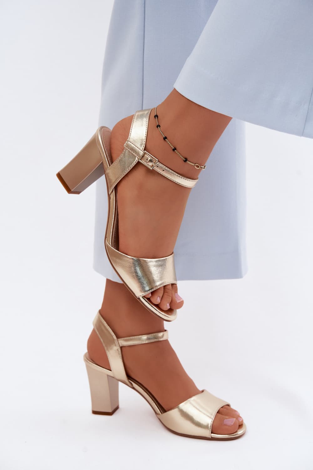 Sandali con tacco model 228102 Step in style