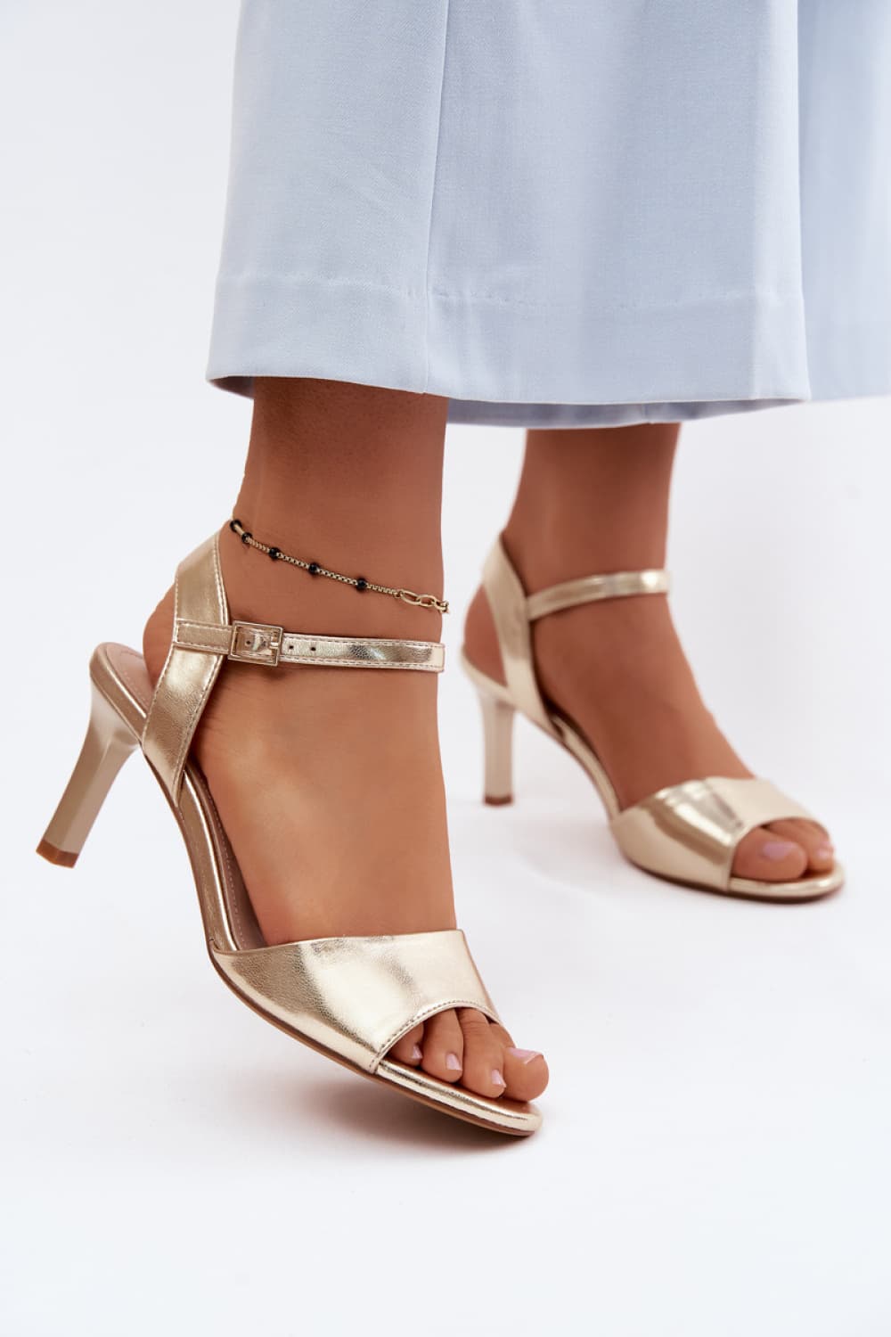 Sandali con tacco model 228106 Step in style