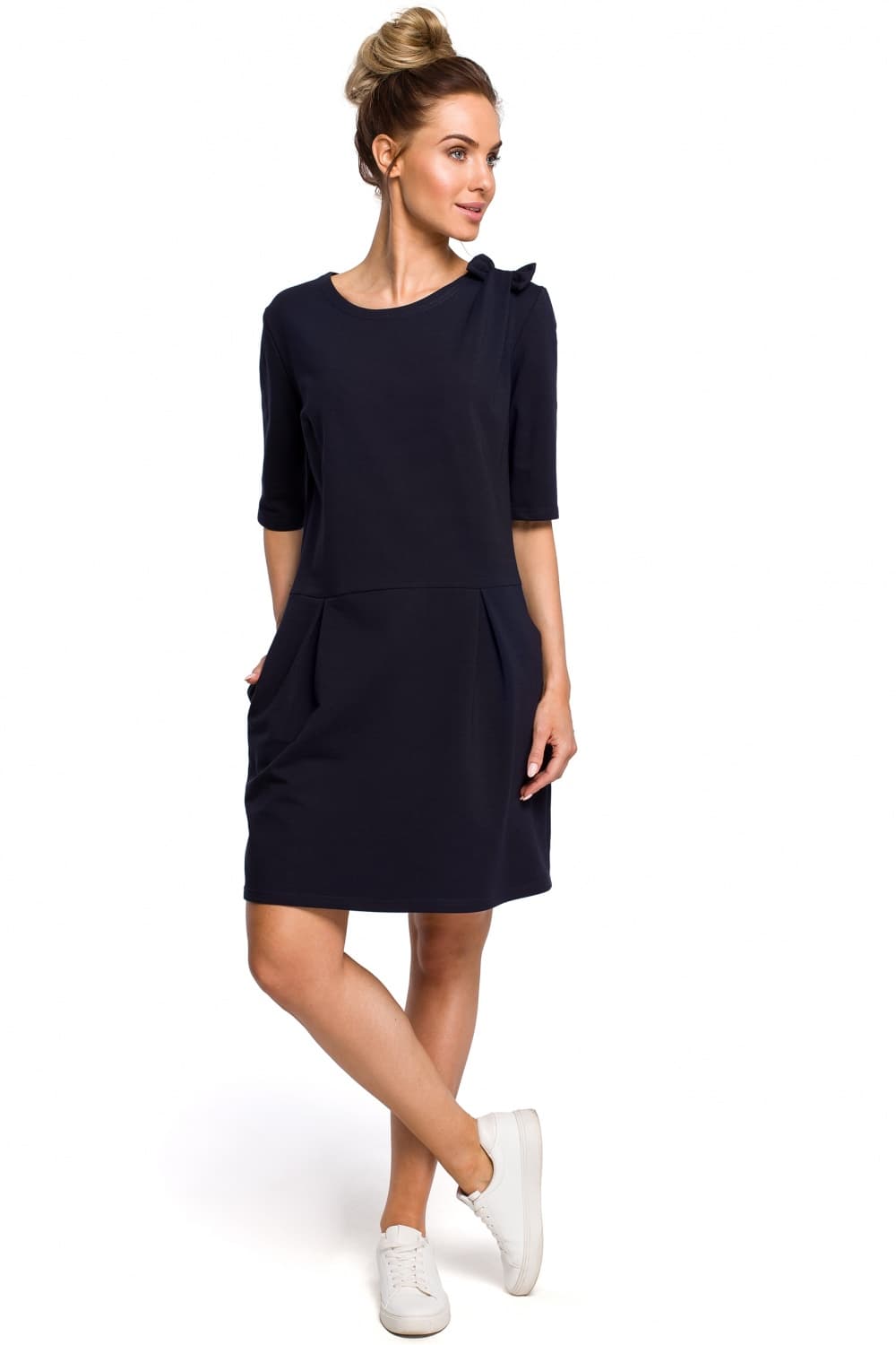 Vestito da giorno model 127558 Moe