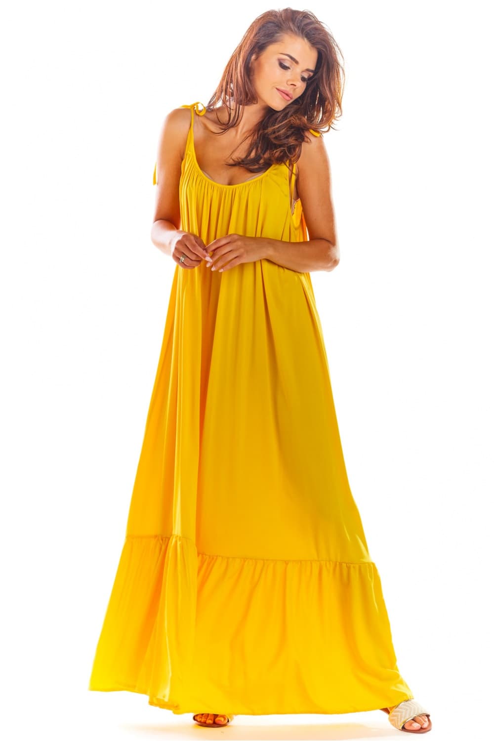 Vestito da giorno model 133698 awama