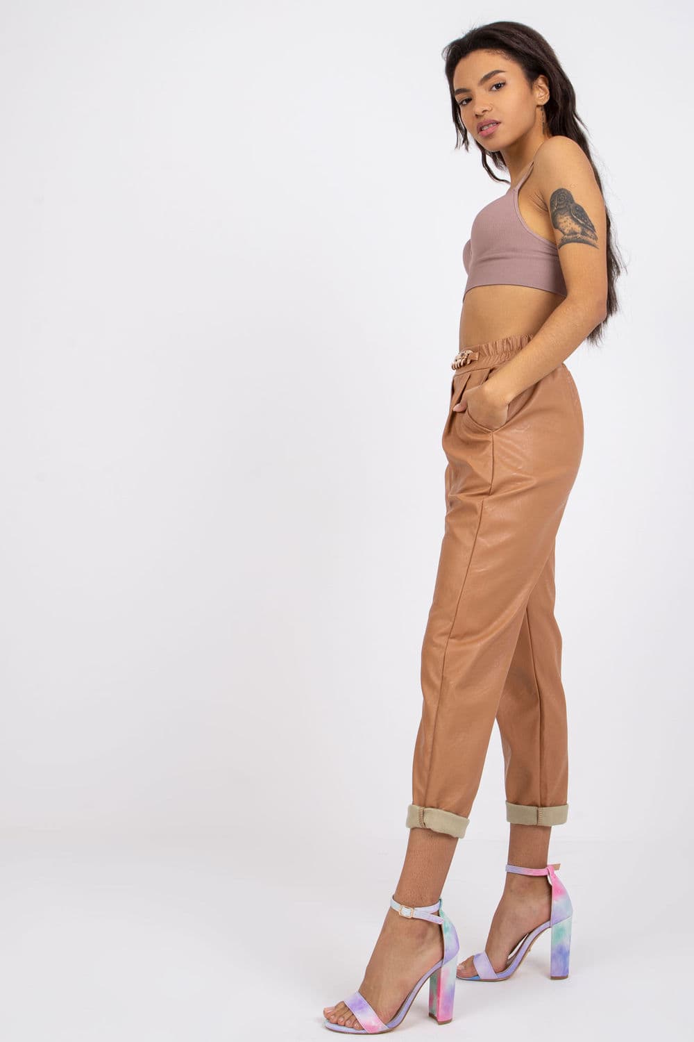 Pantaloni da donna model 167381 Italy Moda