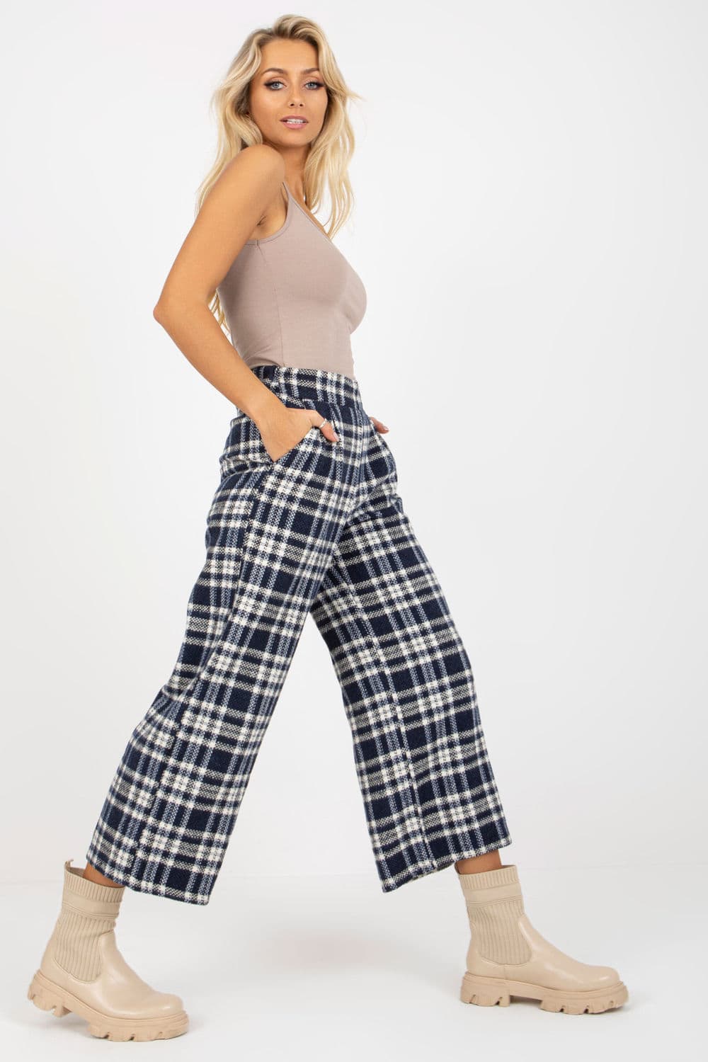 Pantaloni da donna model 175003 Lakerta - Miniatura 2