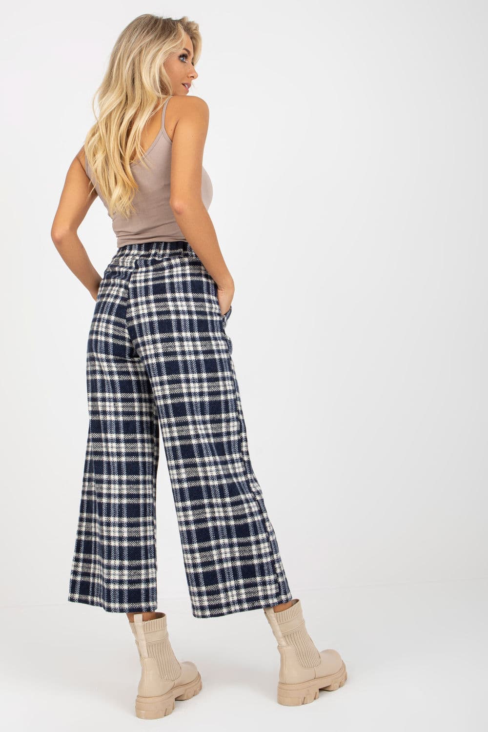 Pantaloni da donna model 175003 Lakerta - Miniatura 3