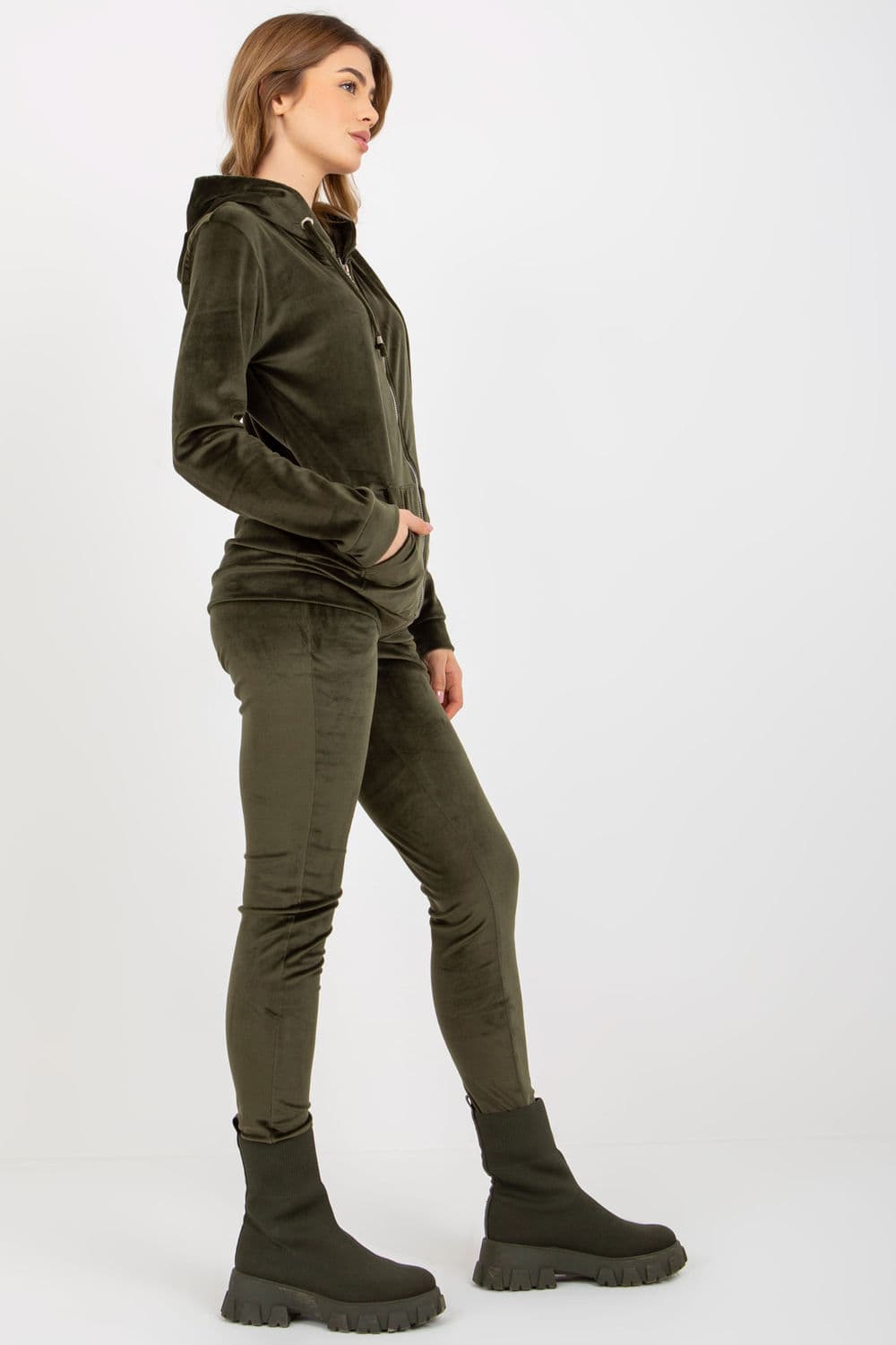 completo model 177078 Relevance - Miniatura 3