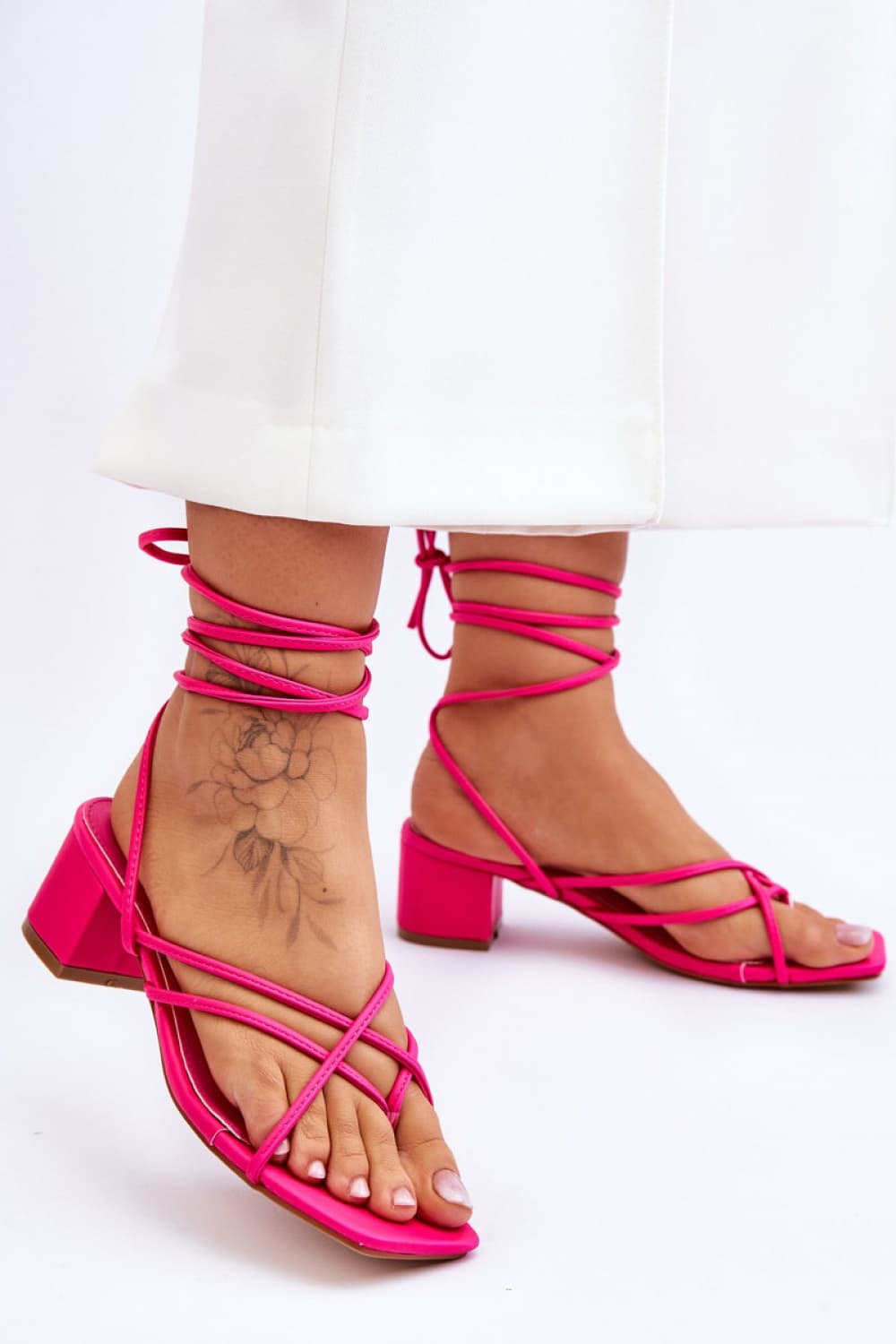 Sandali con lacci model 180119 Step in style