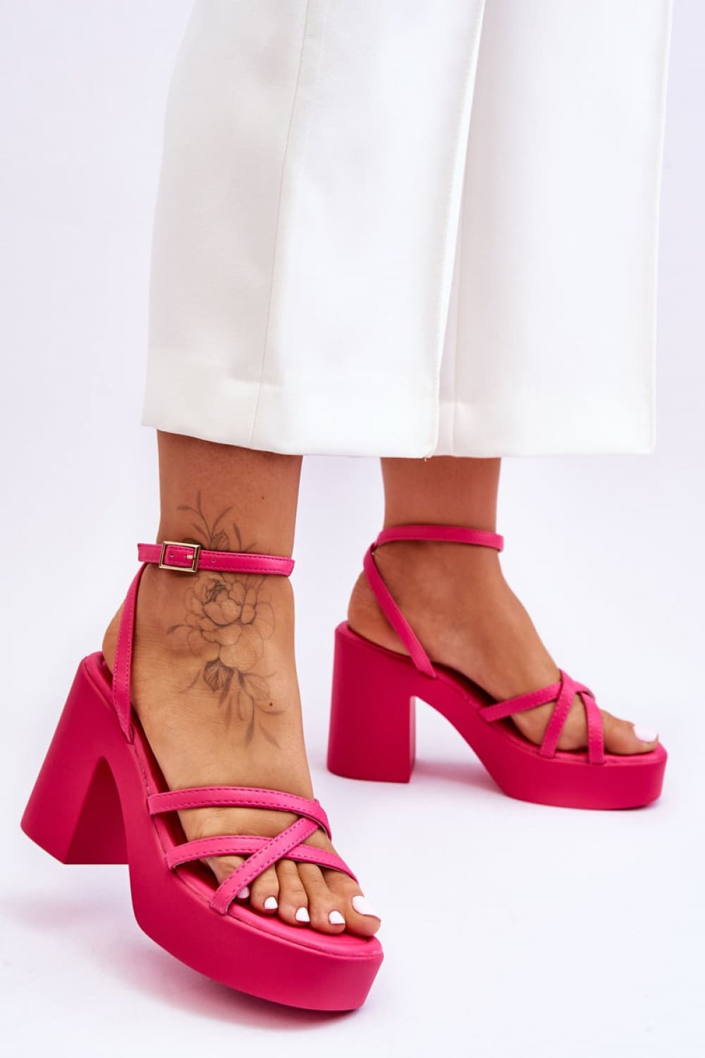 Sandali con tacco model 180544 Step in style