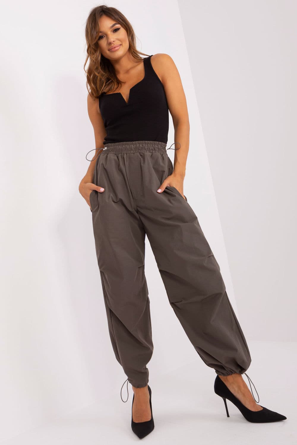 Pantaloni da donna model 182538 Och Bella