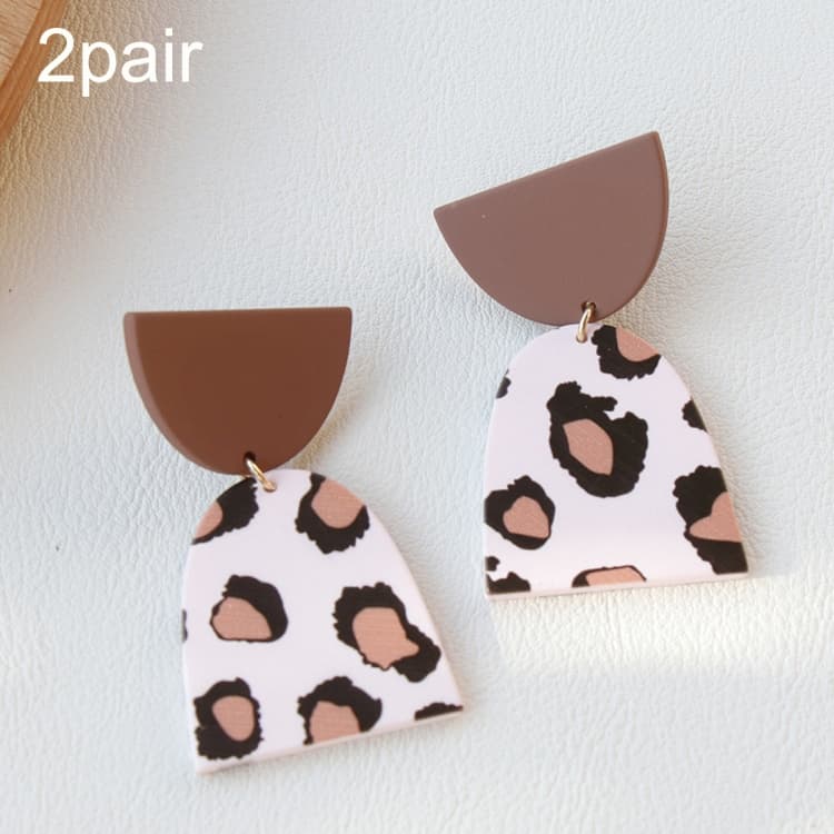 2 paia di orecchini in acrilico con texture dipinta (stampa leopardo rosa) - Immagine 1