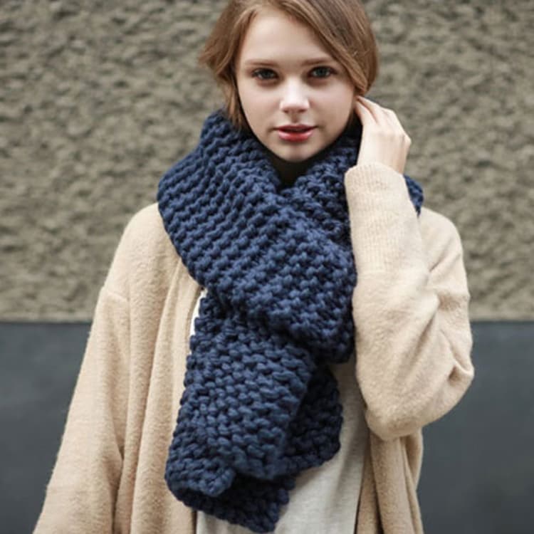 Sciarpa calda in lana grossa lavorata a maglia per donna, invernale, spessa, tinta unita, lunghezza: 190 cm (blu tibetano) - Immagine 1