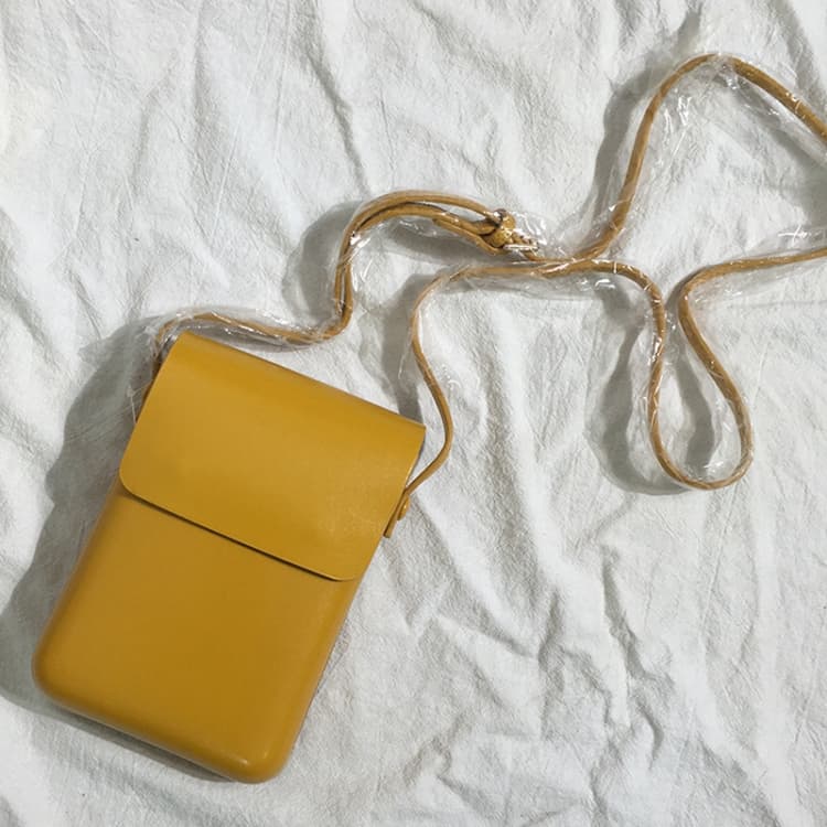 Fashion Versatile Vertical Models Single Shoulder Crossbody Mobile Phone Bag, Color: Yellow - Immagine 1