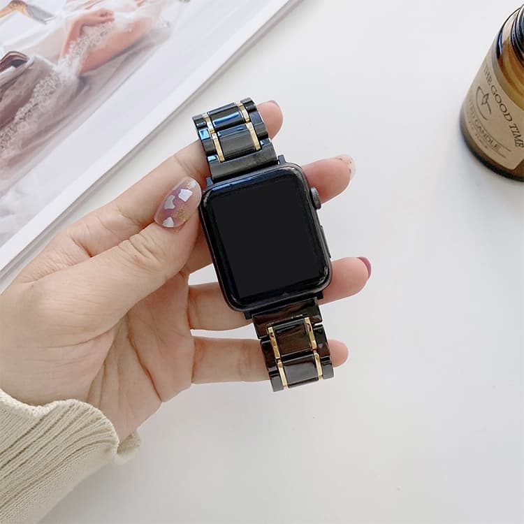 Five Beads Ceramic Steel Watch Band For Apple Watch Ultra 49mm&Watch Ultra 2 49mm / Series 9&8&7 45mm / SE 3&SE 2&6&SE&5&4 44mm / 3&2&1 42mm(Black + Gold) - Immagine 1