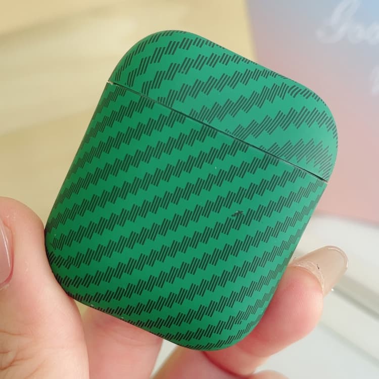 Custodia protettiva in TPU con fibra di carbonio satinata per AirPods 1/2 (Verde) - Immagine 1