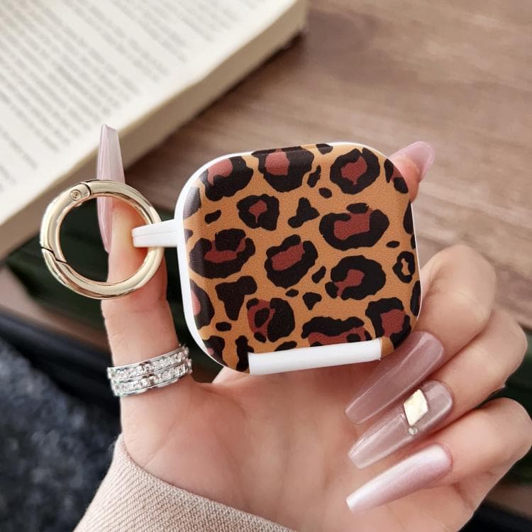 Custodia protettiva con specchio per AirPods 4, motivo leopardo, pieghevole, con supporto (Bianco) - Immagine 1