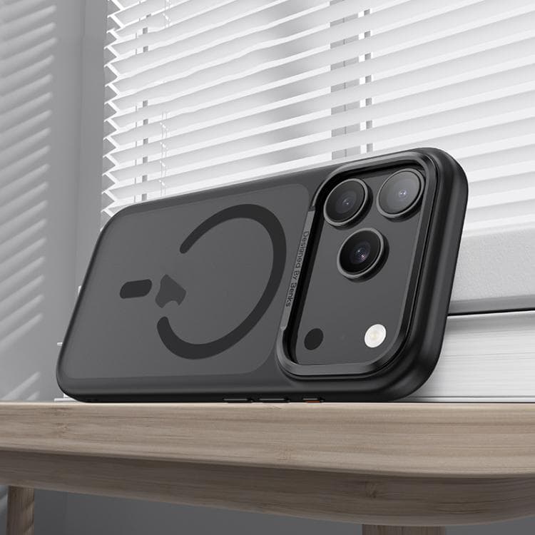 For iPhone 17 Pro Max Benks Skin Feel Series MagSafe Magnetic Shockproof Phone Case(Black) - Immagine 1