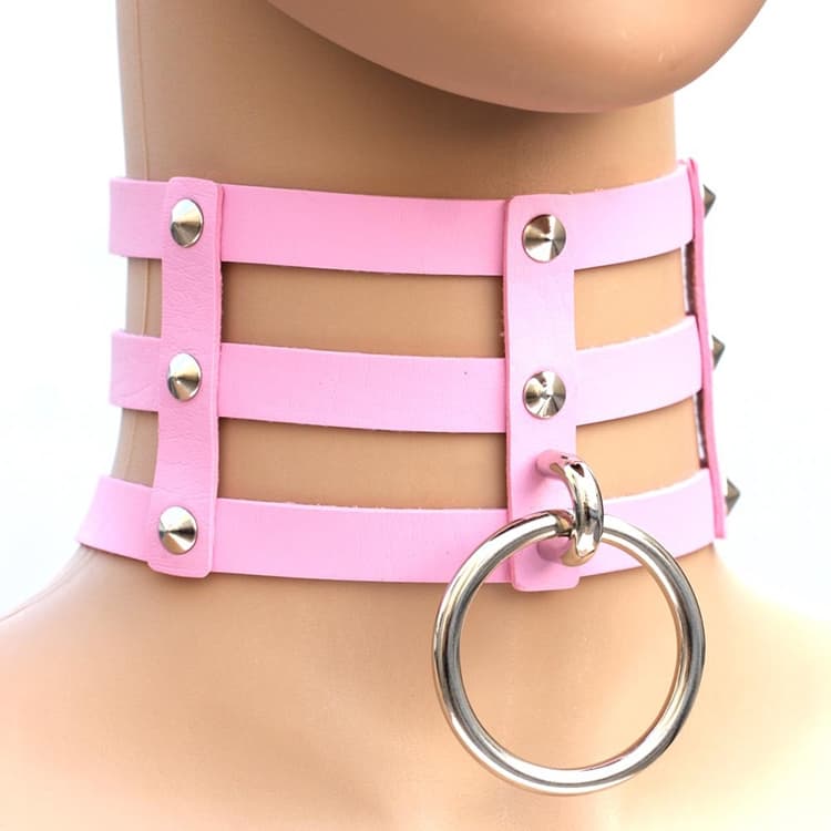Collana in pelle a gabbia a 3 file con borchie punk gotiche Harajuku e collare (Rosa) - Immagine 1