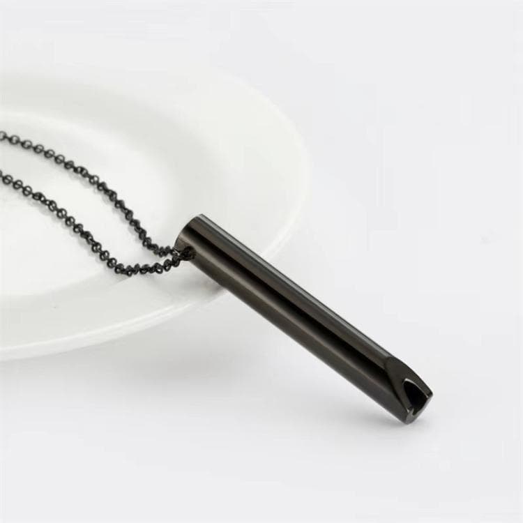 Collana personalizzata 3D decompressione respiratore in acciaio inossidabile regolabile con fischietto (nero classico) - Immagine 1