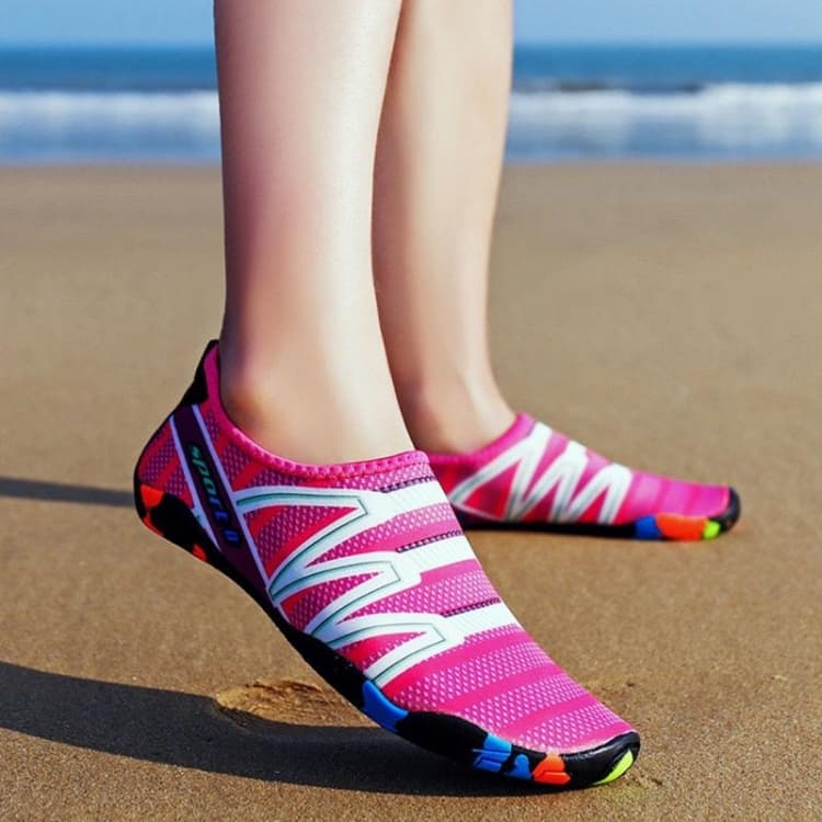 Swimming Water Sports Seaside Beach Surfing Slippers Light Athletic Footwear Unisex Sneakers for Men and Women, Shoe Size:36(Rose Red)