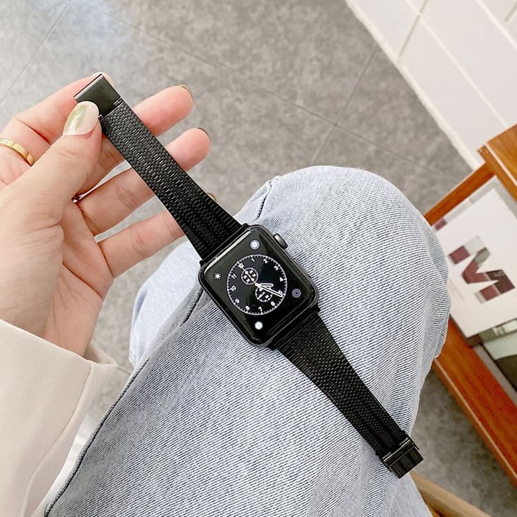 Cinturino per orologio in acciaio a tre linee per Apple Watch Ultra 49mm e Watch Ultra 2 49mm / Series 9&8&7 45mm / SE 3&SE 2&6&SE&5&4 44mm / 3&2&1 42mm (Nero) - Immagine 1