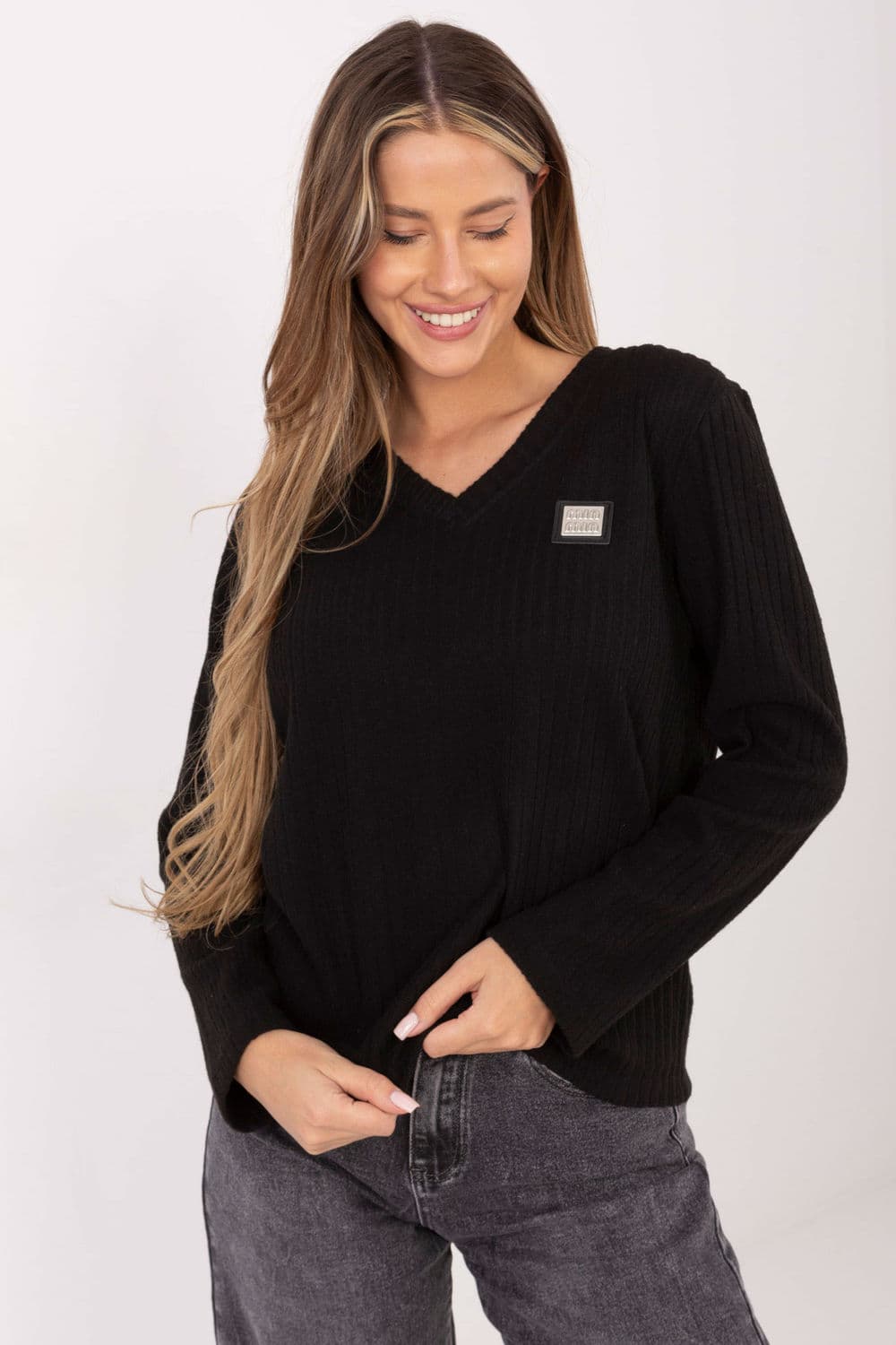 Maglione model 221804 Relevance